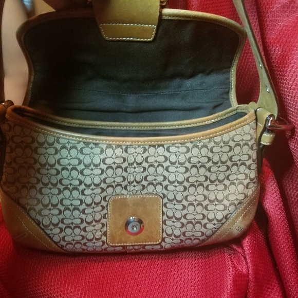 Coach Signature Satchel - Picture 8 of 16